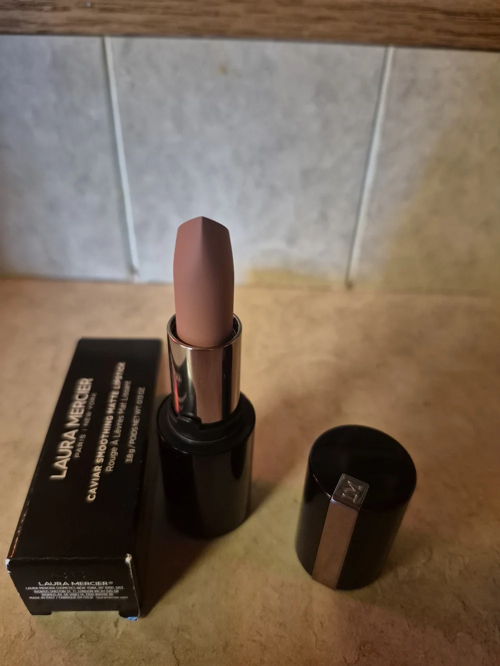 Laura Mercier Caviar Smoothing Matte Lipstick Blush Chenille